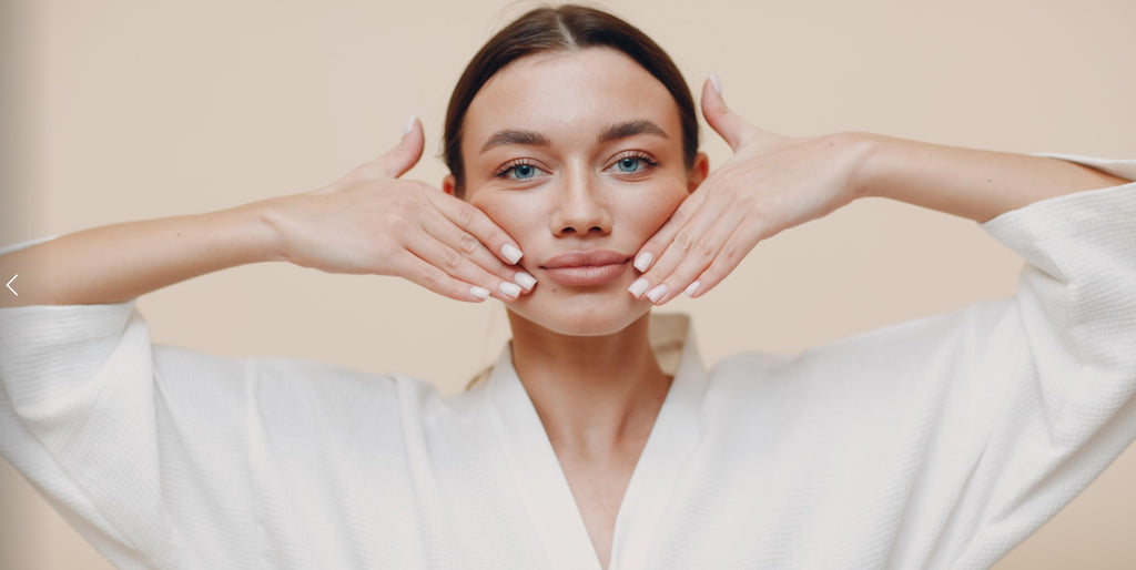 Les bienfaits de l'auto-massage du visage !